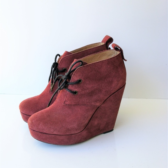 Koolaburra Katelyn Desert Wedge Ankle Bootie 8 - Picture 4 of 8